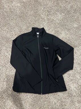 Columbia Women's Black Full-Zip Softshell Jacket XL